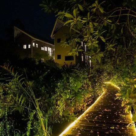 Karawwa Luxury Villas Hikkaduwa Exterior photo